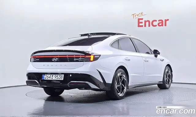 Hyundai Sonata 2023 2.0 автомат (гидро), миниатюра 2 Hyundai Sonata 2023 2.0 автомат (гидро), миниатюра 2
