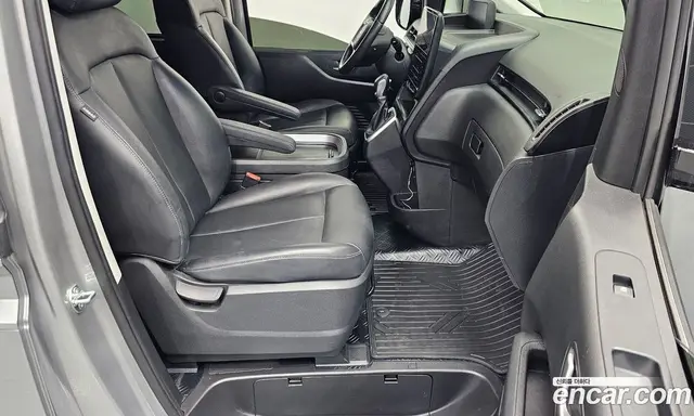 Hyundai Staria 2024 3.5 автомат (гидро), миниатюра 12