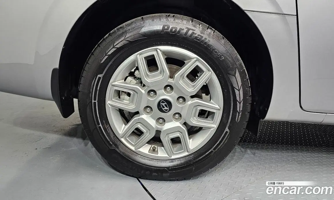 Hyundai Staria 2024 3.5 автомат (гидро), фото 5 Hyundai Staria 2024 3.5 автомат (гидро), фото 5