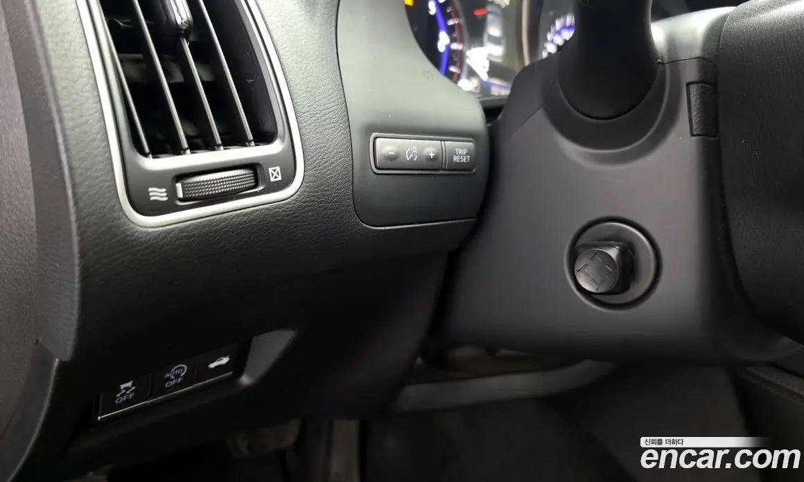 Infiniti Q50 2014 2.1 автомат (гидро), фото 20 Infiniti Q50 2014 2.1 автомат (гидро), фото 20