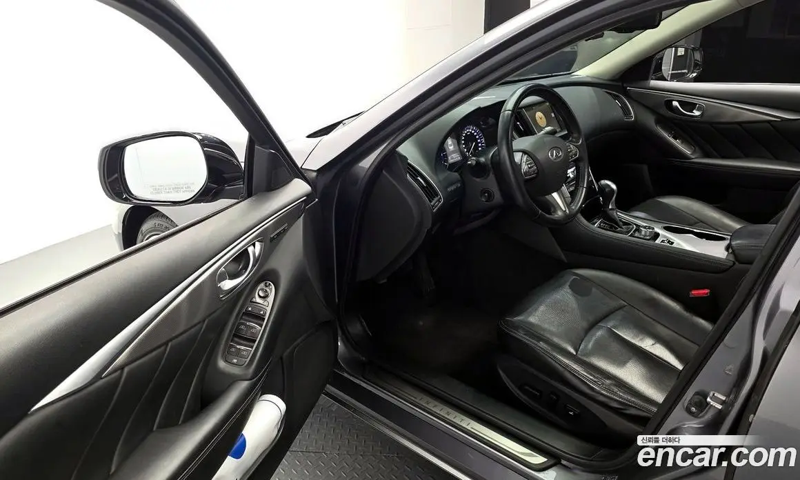 Infiniti Q50 2014 2.1 автомат (гидро), фото 10 Infiniti Q50 2014 2.1 автомат (гидро), фото 10