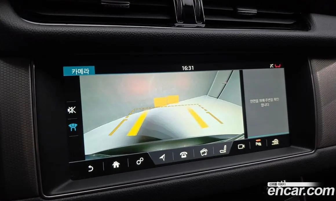 Jaguar XF 2018 2.0 автомат (гидро), фото 21 Jaguar XF 2018 2.0 автомат (гидро), фото 21