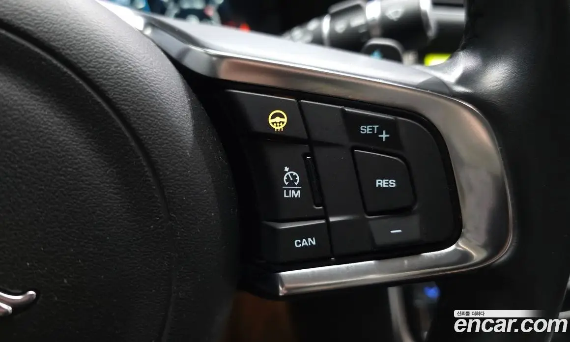 Jaguar XF 2018 2.0 автомат (гидро), фото 32 Jaguar XF 2018 2.0 автомат (гидро), фото 32