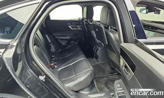 Jaguar XF 2018 2.0 автомат (гидро), миниатюра 12