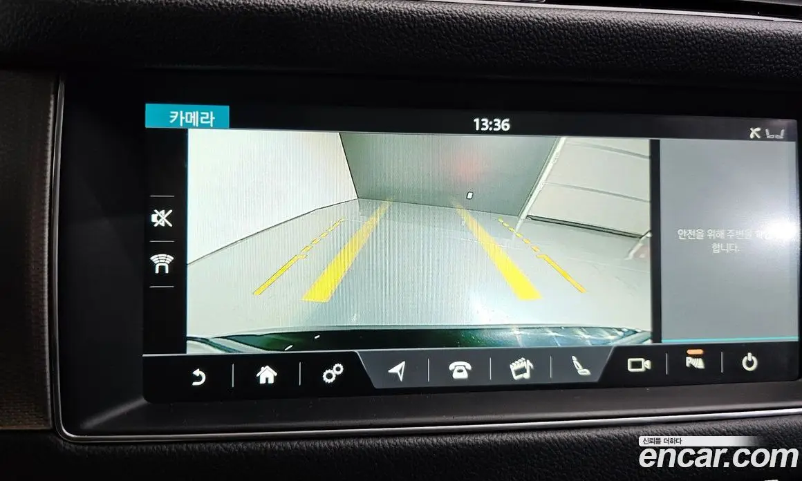 Jaguar XF 2018 2.0 автомат (гидро), фото 15 Jaguar XF 2018 2.0 автомат (гидро), фото 15