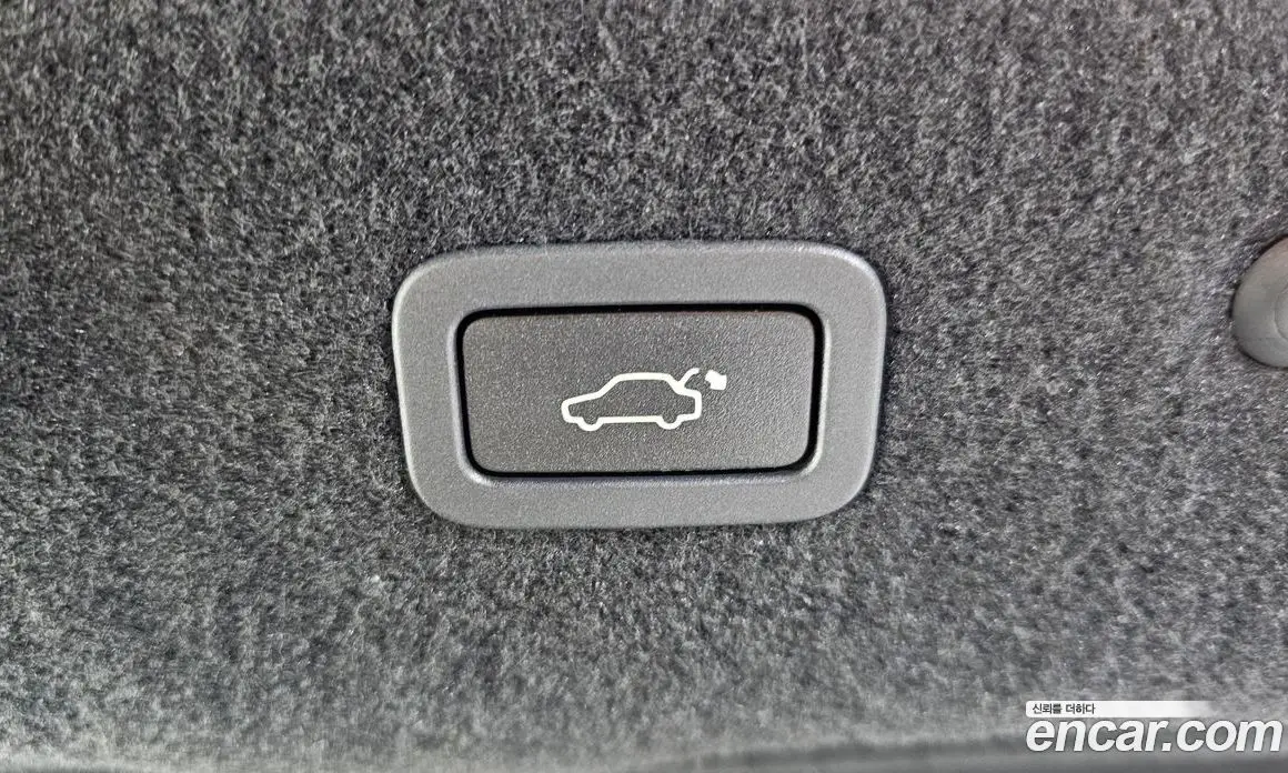 Jaguar XF 2018 2.0 автомат (гидро), фото 20 Jaguar XF 2018 2.0 автомат (гидро), фото 20