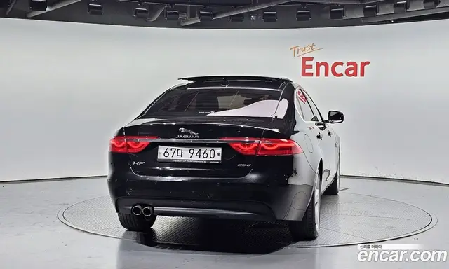 Jaguar XF 2018 2.0 автомат (гидро), миниатюра 4 Jaguar XF 2018 2.0 автомат (гидро), миниатюра 4