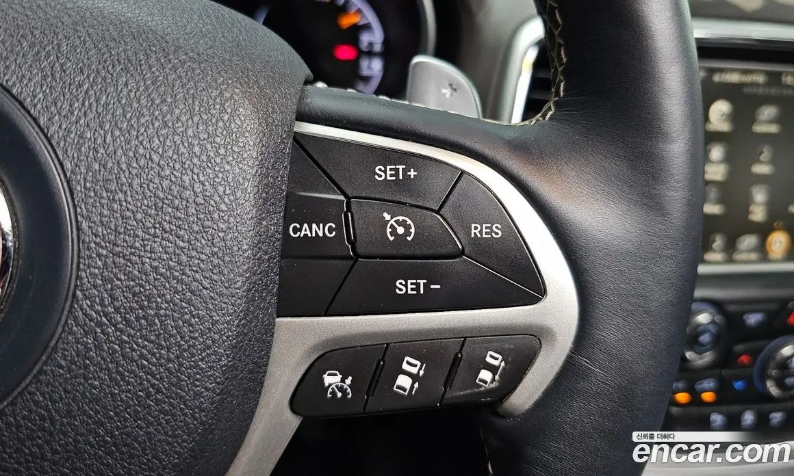 Jeep Cherokee 2016 3.6 автомат (гидро), фото 17 Jeep Cherokee 2016 3.6 автомат (гидро), фото 17