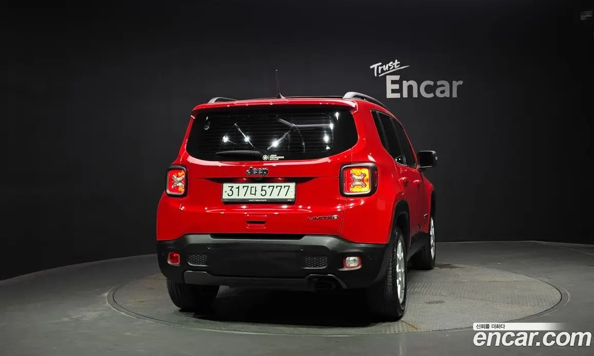 Jeep Renegade 2019 2.4 автомат (гидро), фото 4 Jeep Renegade 2019 2.4 автомат (гидро), фото 4