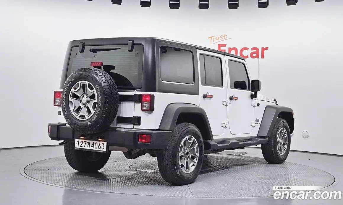 Jeep Wrangler 2017 3.6 автомат (гидро), фото 2 Jeep Wrangler 2017 3.6 автомат (гидро), фото 2