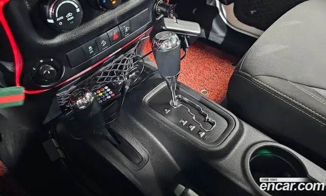 Jeep Wrangler 2017 3.6 автомат (гидро), миниатюра 9 Jeep Wrangler 2017 3.6 автомат (гидро), миниатюра 9