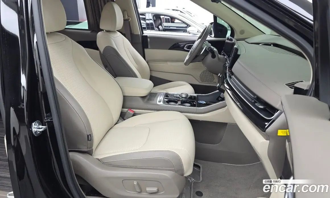 Kia Carnival 2024 3.5 автомат (гидро), фото 17 Kia Carnival 2024 3.5 автомат (гидро), фото 17