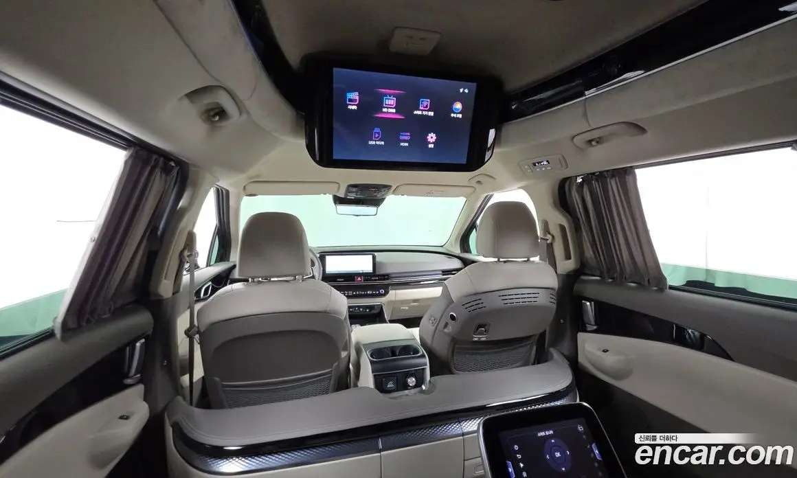 Kia Carnival 2024 3.5 автомат (гидро), фото 24 Kia Carnival 2024 3.5 автомат (гидро), фото 24