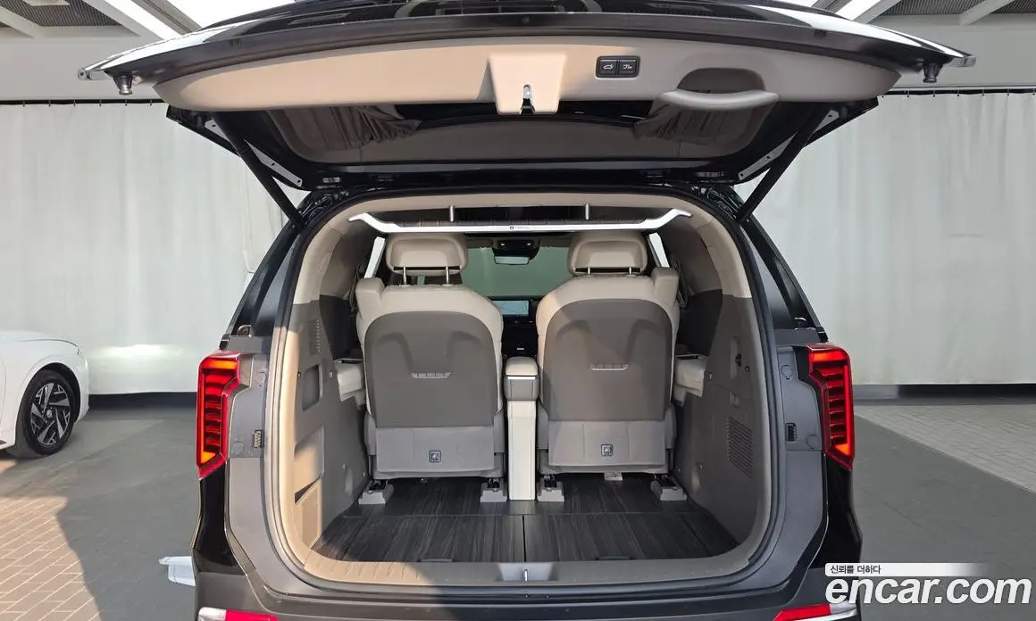 Kia Carnival 2024 3.5 автомат (гидро), фото 26 Kia Carnival 2024 3.5 автомат (гидро), фото 26