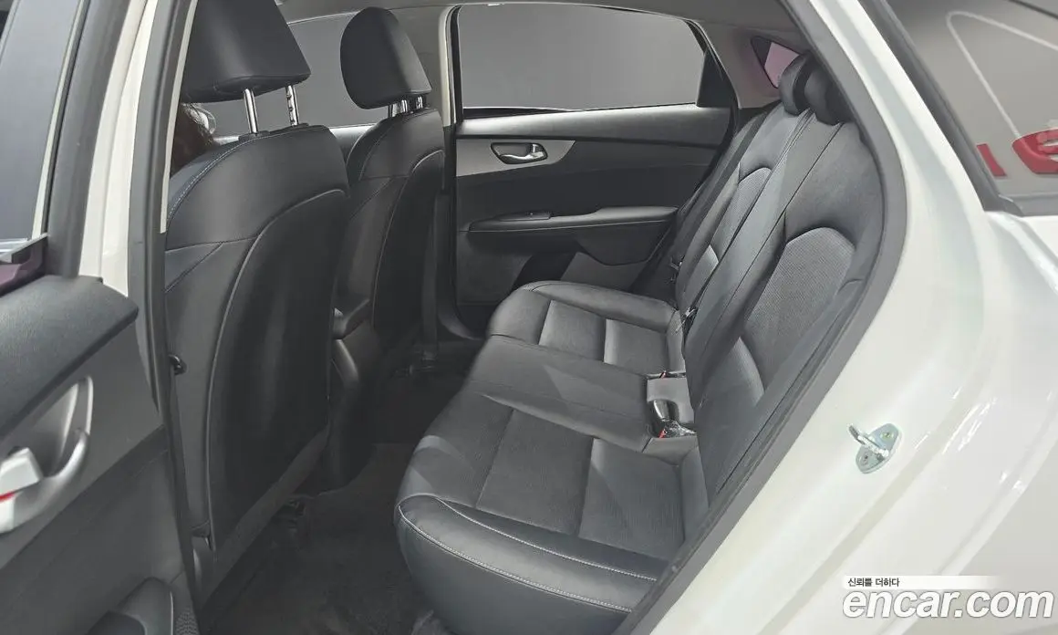 Kia K3 2019 1.6 автомат (гидро), фото 12 Kia K3 2019 1.6 автомат (гидро), фото 12