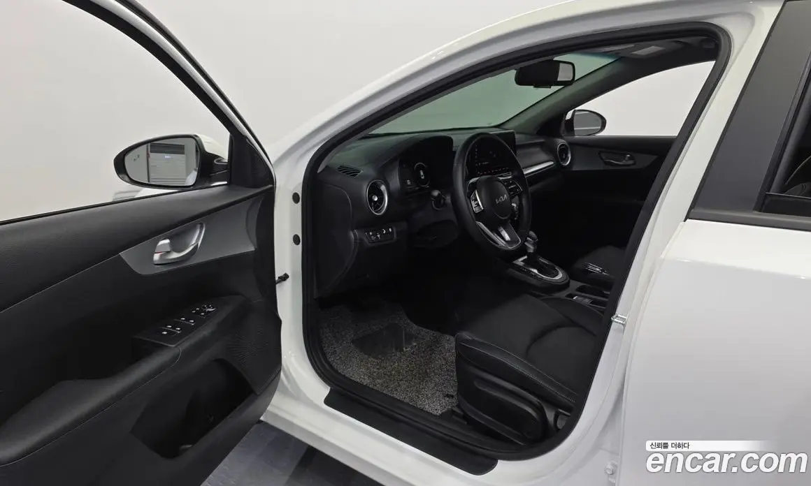 Kia K3 2022 1.6 автомат (гидро), фото 13