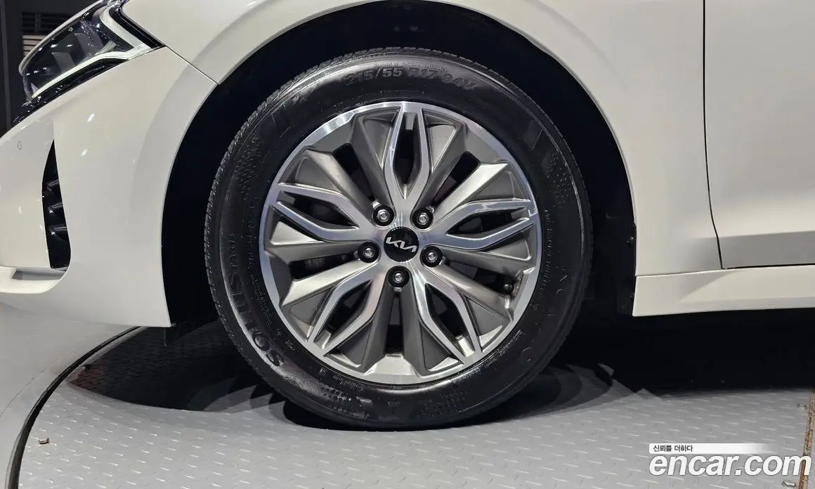 Kia K5 (Optima) 2023 2.0 автомат (гидро), фото 5 Kia K5 (Optima) 2023 2.0 автомат (гидро), фото 5