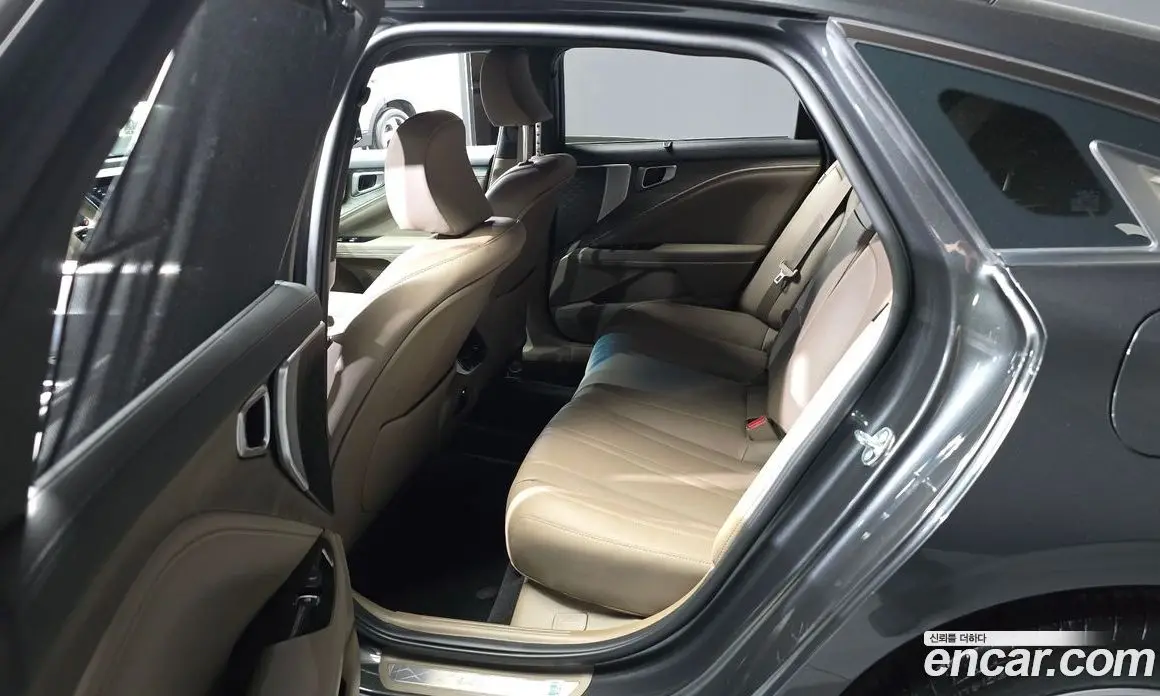 Kia K8 2023 2.5 автомат (гидро), фото 17