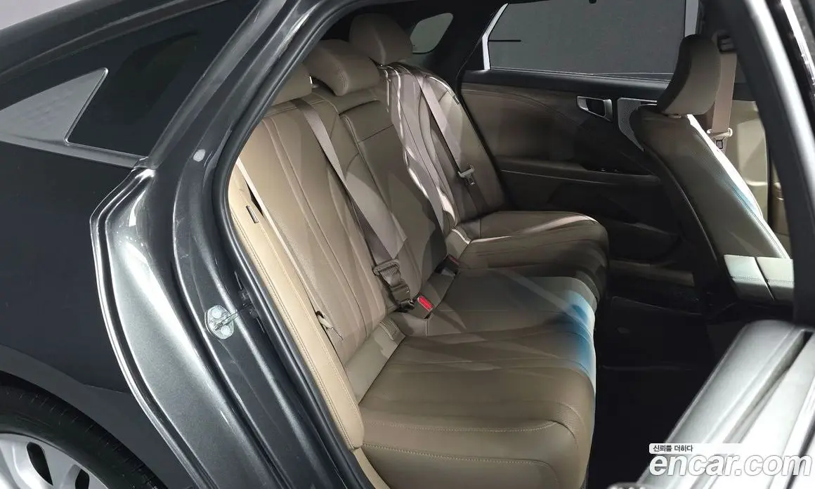 Kia K8 2023 2.5 автомат (гидро), фото 18