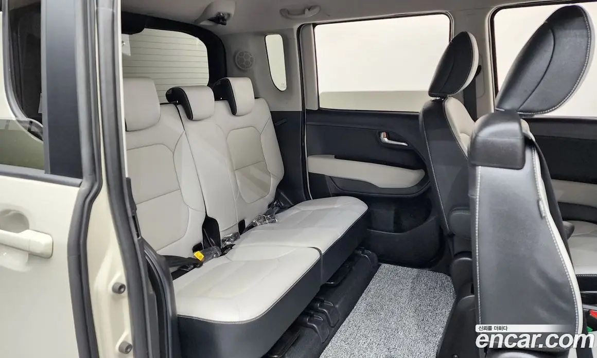 Kia Ray 2023 1.0 автомат (гидро), фото 11