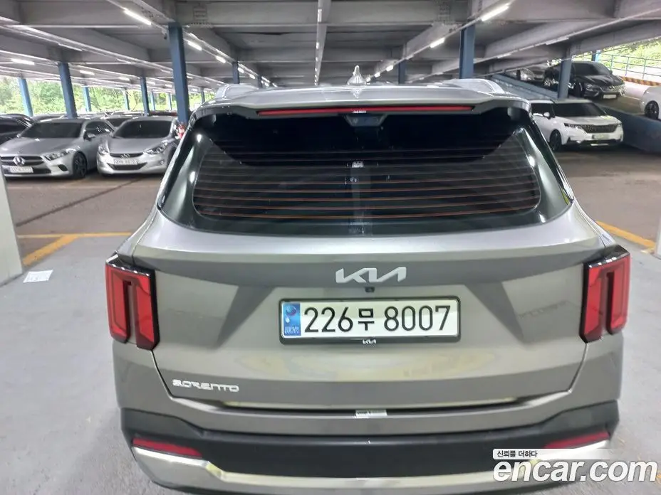 Kia Sorento 2024 2.2 автомат (гидро), фото 4 Kia Sorento 2024 2.2 автомат (гидро), фото 4