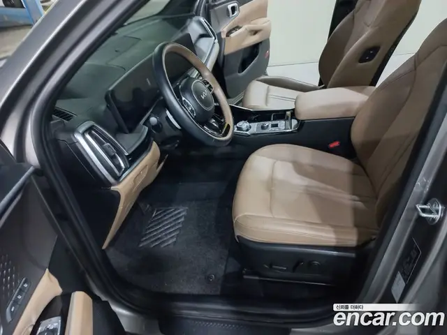 Kia Sorento 2024 2.2 автомат (гидро), миниатюра 10 Kia Sorento 2024 2.2 автомат (гидро), миниатюра 10