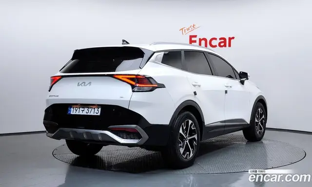 Kia Sportage 2023 1.6 автомат (гидро), миниатюра 2