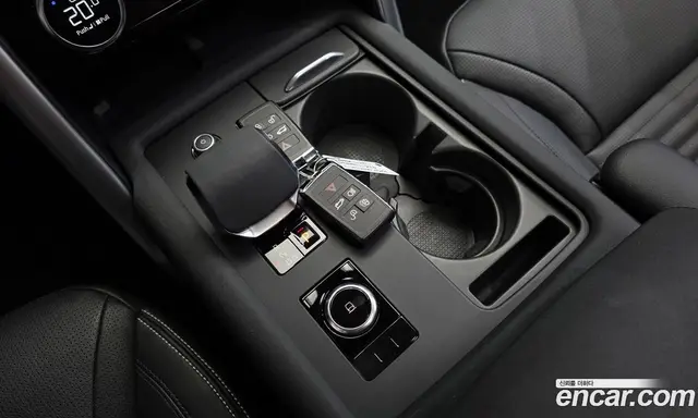 Land Rover Discovery 2024 3.0 автомат (гидро), миниатюра 12