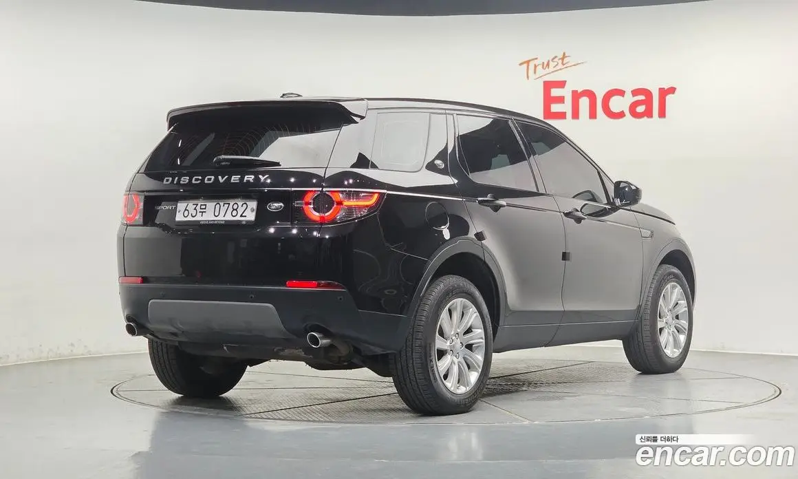 Land Rover Discovery Sport 2015 2.0 автомат (гидро), фото 2 Land Rover Discovery Sport 2015 2.0 автомат (гидро), фото 2