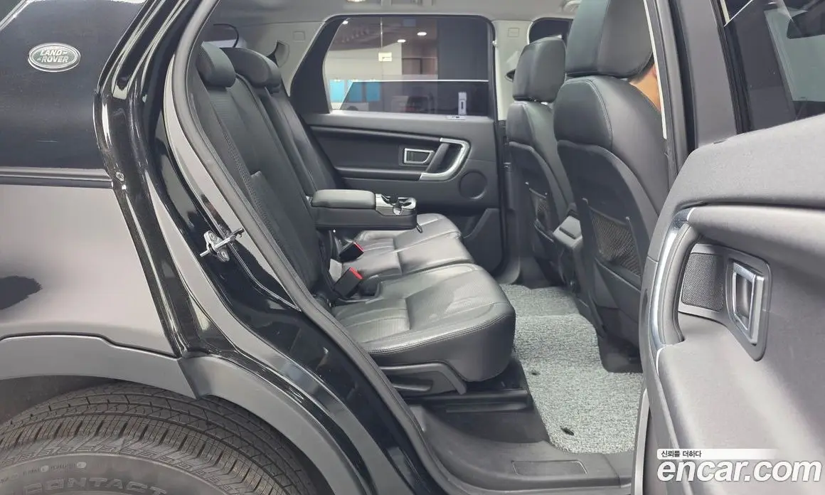 Land Rover Discovery Sport 2015 2.0 автомат (гидро), фото 12 Land Rover Discovery Sport 2015 2.0 автомат (гидро), фото 12