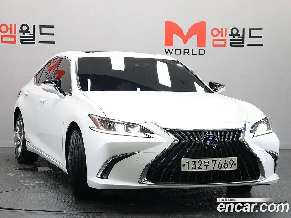 Lexus ES 2022 2.5 автомат (гидро), фото 2 Lexus ES 2022 2.5 автомат (гидро), фото 2