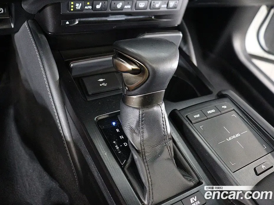 Lexus ES 2022 2.5 автомат (гидро), фото 8 Lexus ES 2022 2.5 автомат (гидро), фото 8