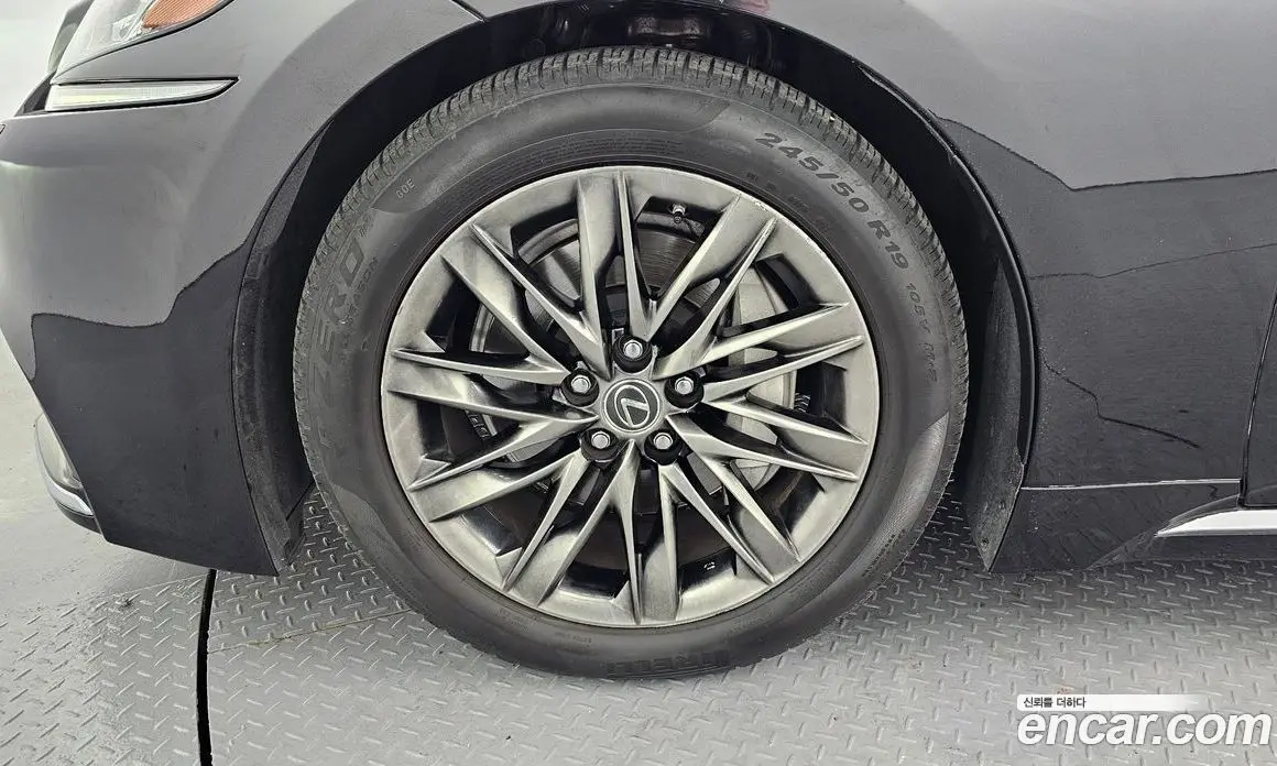 Lexus LS 2018 3.4 автомат (гидро), фото 5 Lexus LS 2018 3.4 автомат (гидро), фото 5