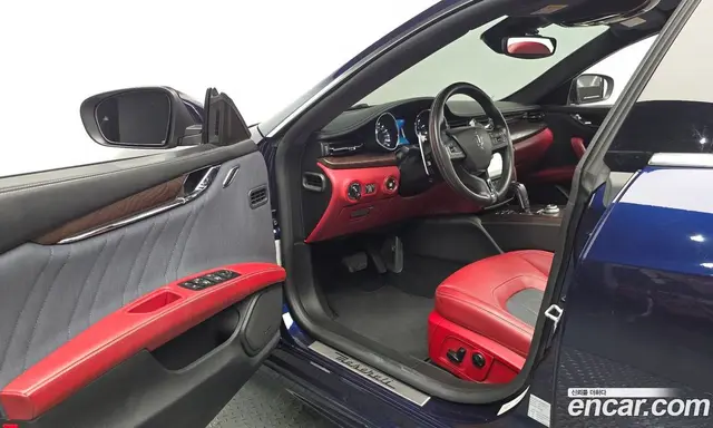 Maserati Quattroporte 2019 3.0 автомат (гидро), миниатюра 12