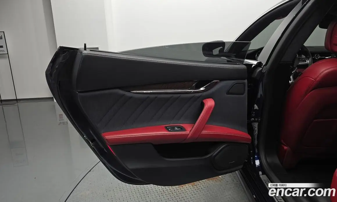 Maserati Quattroporte 2019 3.0 автомат (гидро), фото 14 Maserati Quattroporte 2019 3.0 автомат (гидро), фото 14