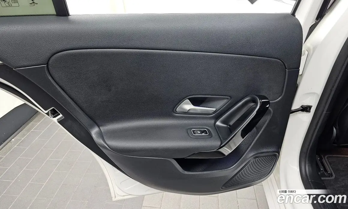 Mercedes-Benz A-Class 2020 2.0 автомат (гидро), фото 15