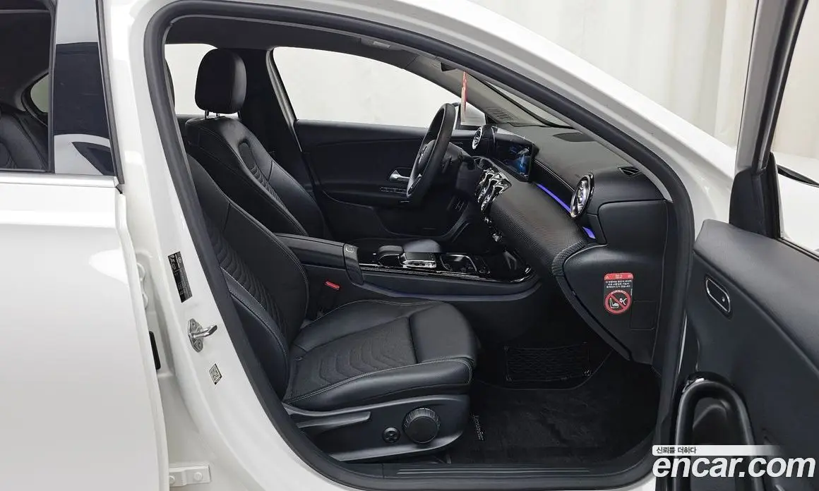 Mercedes-Benz A-Class 2020 2.0 автомат (гидро), фото 17