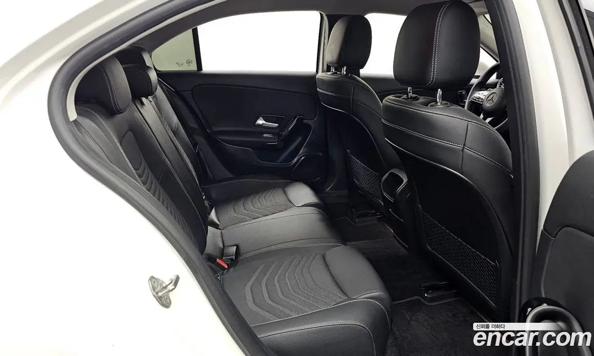 Mercedes-Benz A-Class 2020 2.0 автомат (гидро), фото 18