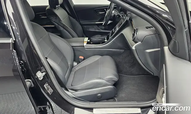 Mercedes-Benz C-Class 2024 2.0 автомат (гидро), миниатюра 12