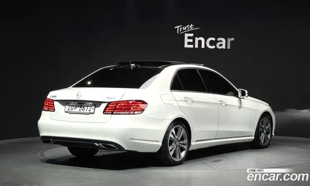 Mercedes-Benz E-Class 2015 3.5 автомат (гидро), миниатюра 2 Mercedes-Benz E-Class 2015 3.5 автомат (гидро), миниатюра 2