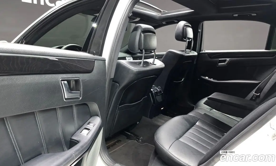 Mercedes-Benz E-Class 2015 3.5 автомат (гидро), фото 11 Mercedes-Benz E-Class 2015 3.5 автомат (гидро), фото 11