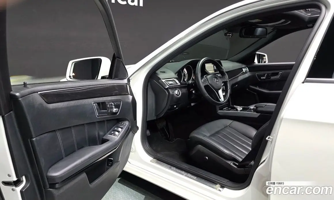 Mercedes-Benz E-Class 2015 3.5 автомат (гидро), фото 10 Mercedes-Benz E-Class 2015 3.5 автомат (гидро), фото 10
