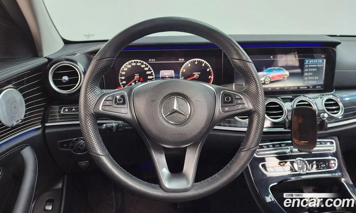 Mercedes-Benz E-Class 2018 3.0 автомат (гидро), фото 18 Mercedes-Benz E-Class 2018 3.0 автомат (гидро), фото 18