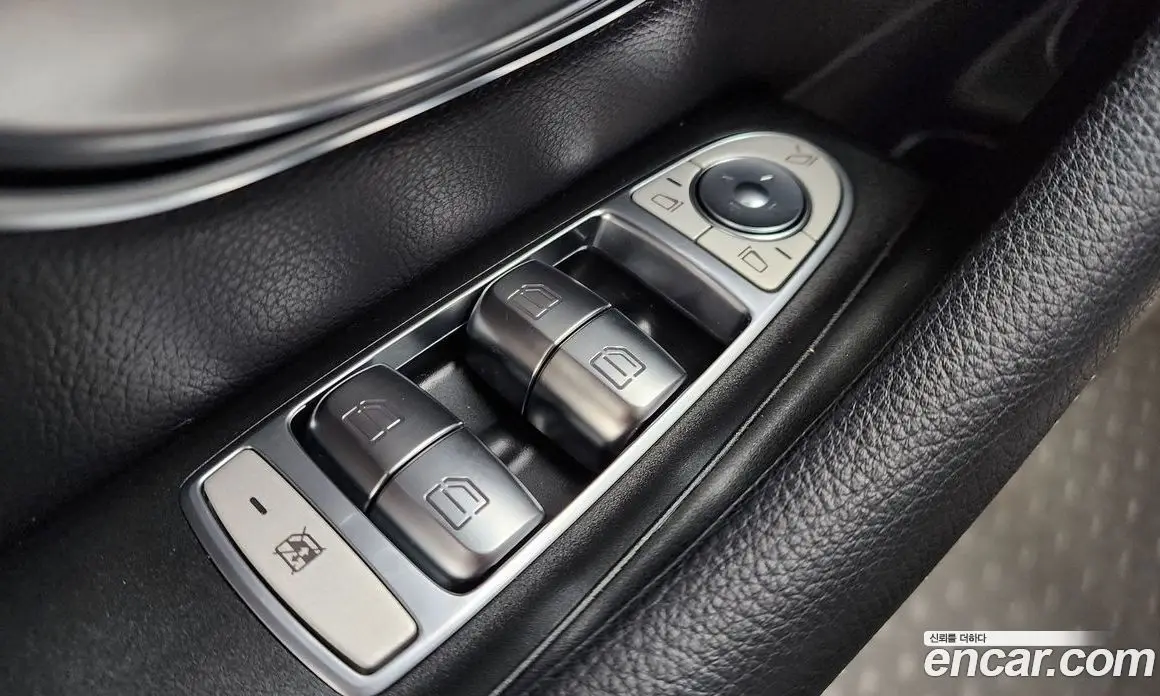 Mercedes-Benz E-Class 2018 3.0 автомат (гидро), фото 28 Mercedes-Benz E-Class 2018 3.0 автомат (гидро), фото 28