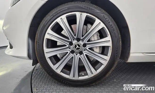 Mercedes-Benz E-Class 2018 3.0 автомат (гидро), миниатюра 5 Mercedes-Benz E-Class 2018 3.0 автомат (гидро), миниатюра 5