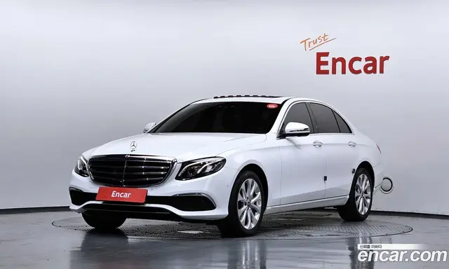 Mercedes-Benz E-Class 2020 2.0 автомат (гидро), миниатюра 1 Mercedes-Benz E-Class 2020 2.0 автомат (гидро), миниатюра 1