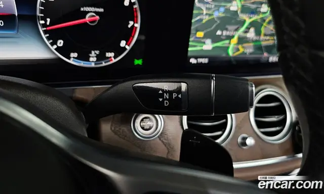 Mercedes-Benz E-Class 2020 2.0 автомат (гидро), миниатюра 12