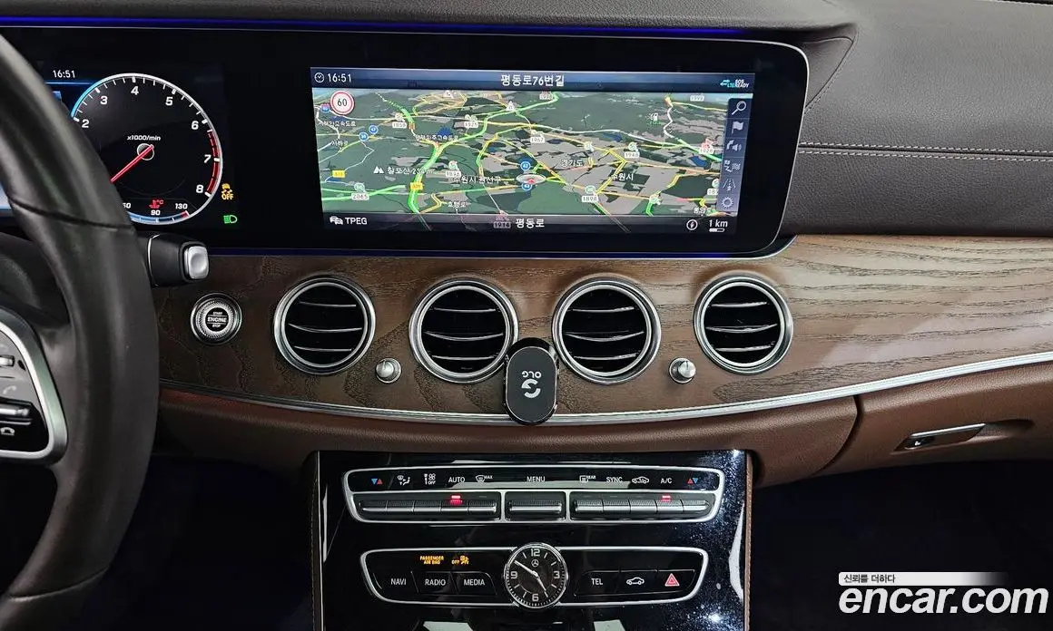 Mercedes-Benz E-Class 2020 2.0 автомат (гидро), фото 18 Mercedes-Benz E-Class 2020 2.0 автомат (гидро), фото 18