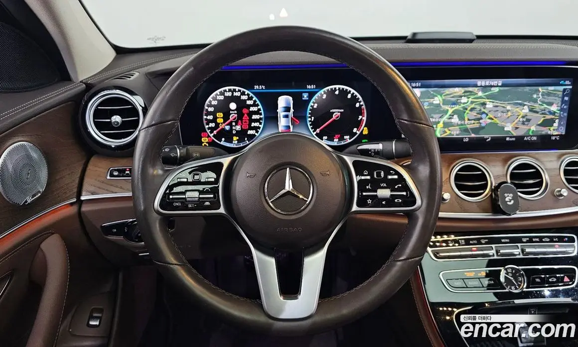 Mercedes-Benz E-Class 2020 2.0 автомат (гидро), фото 19 Mercedes-Benz E-Class 2020 2.0 автомат (гидро), фото 19