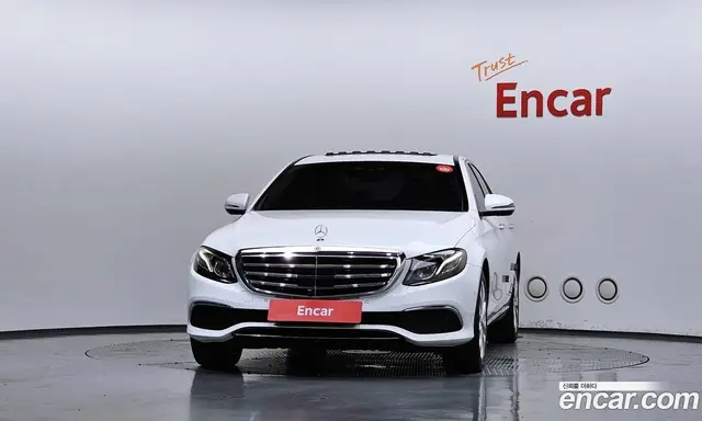 Mercedes-Benz E-Class 2020 2.0 автомат (гидро), миниатюра 3 Mercedes-Benz E-Class 2020 2.0 автомат (гидро), миниатюра 3